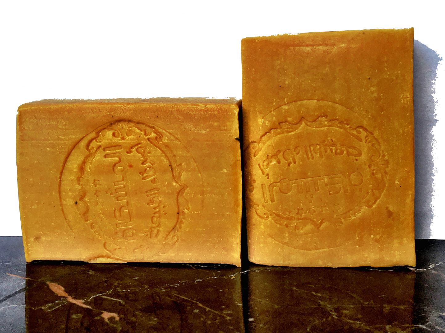 Genuine Aleppo Soap / Le Savon d' Alep